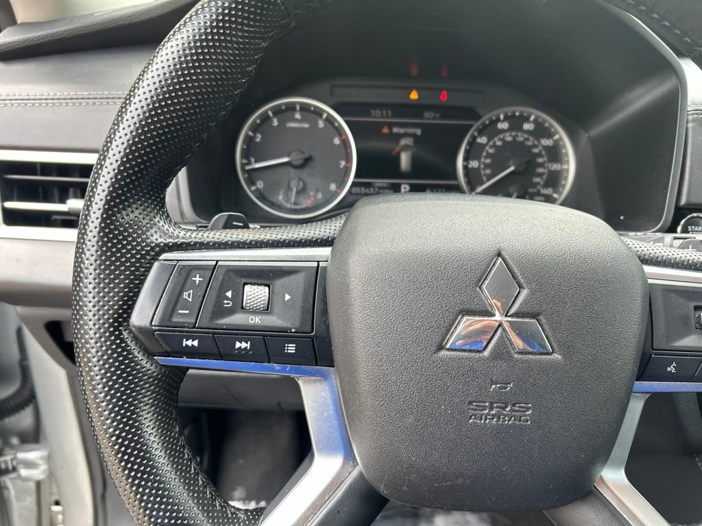 Used 2024 Mitsubishi Outlander SE FWD image 23