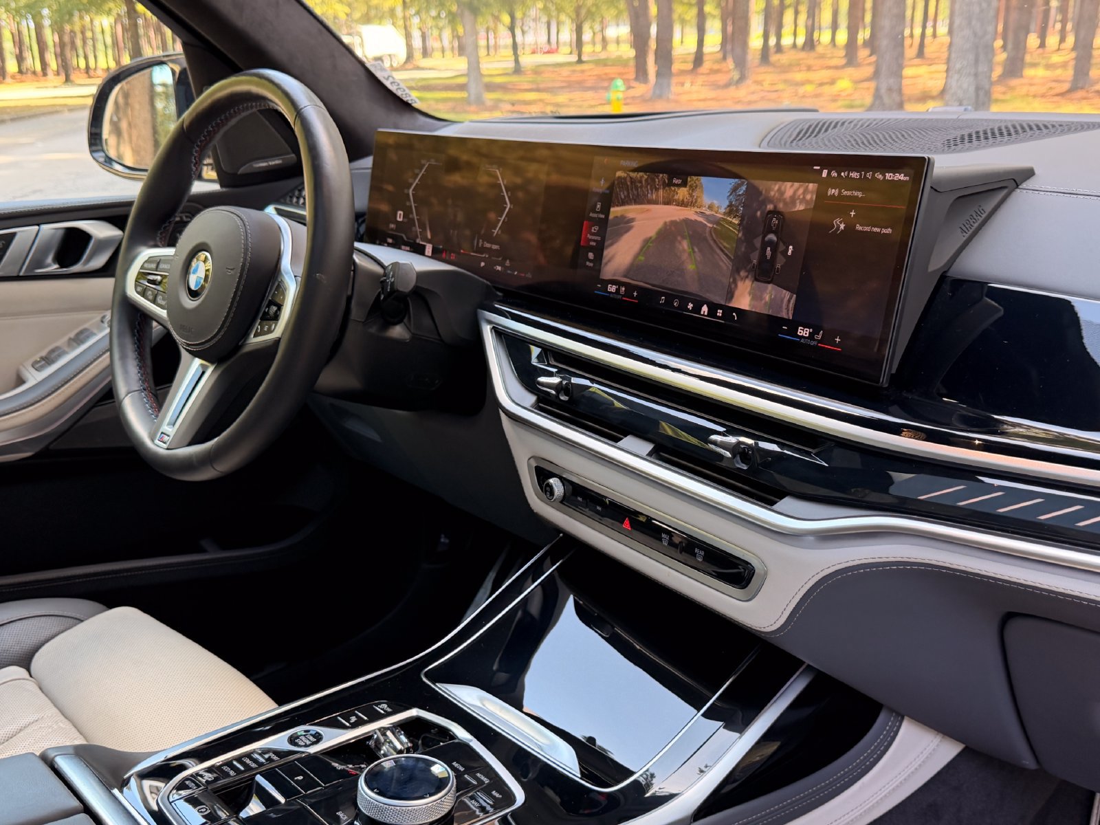 Used 2025 BMW X7 M60i AWD/4WD image 23