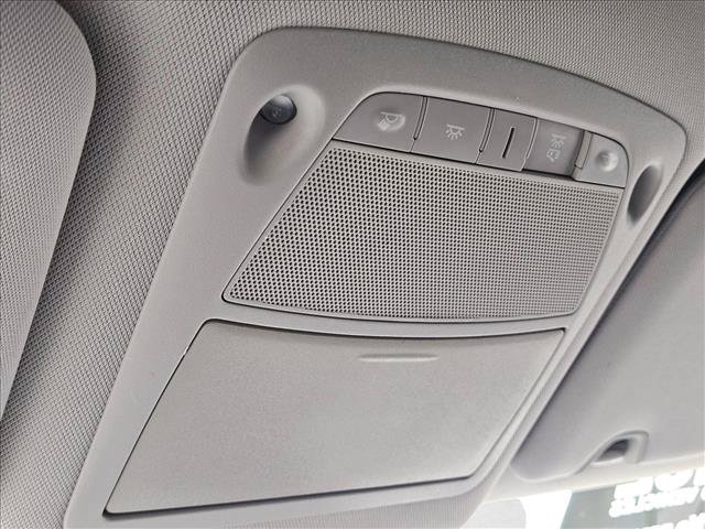 Used 2014 Nissan Rogue SV FWD image 15