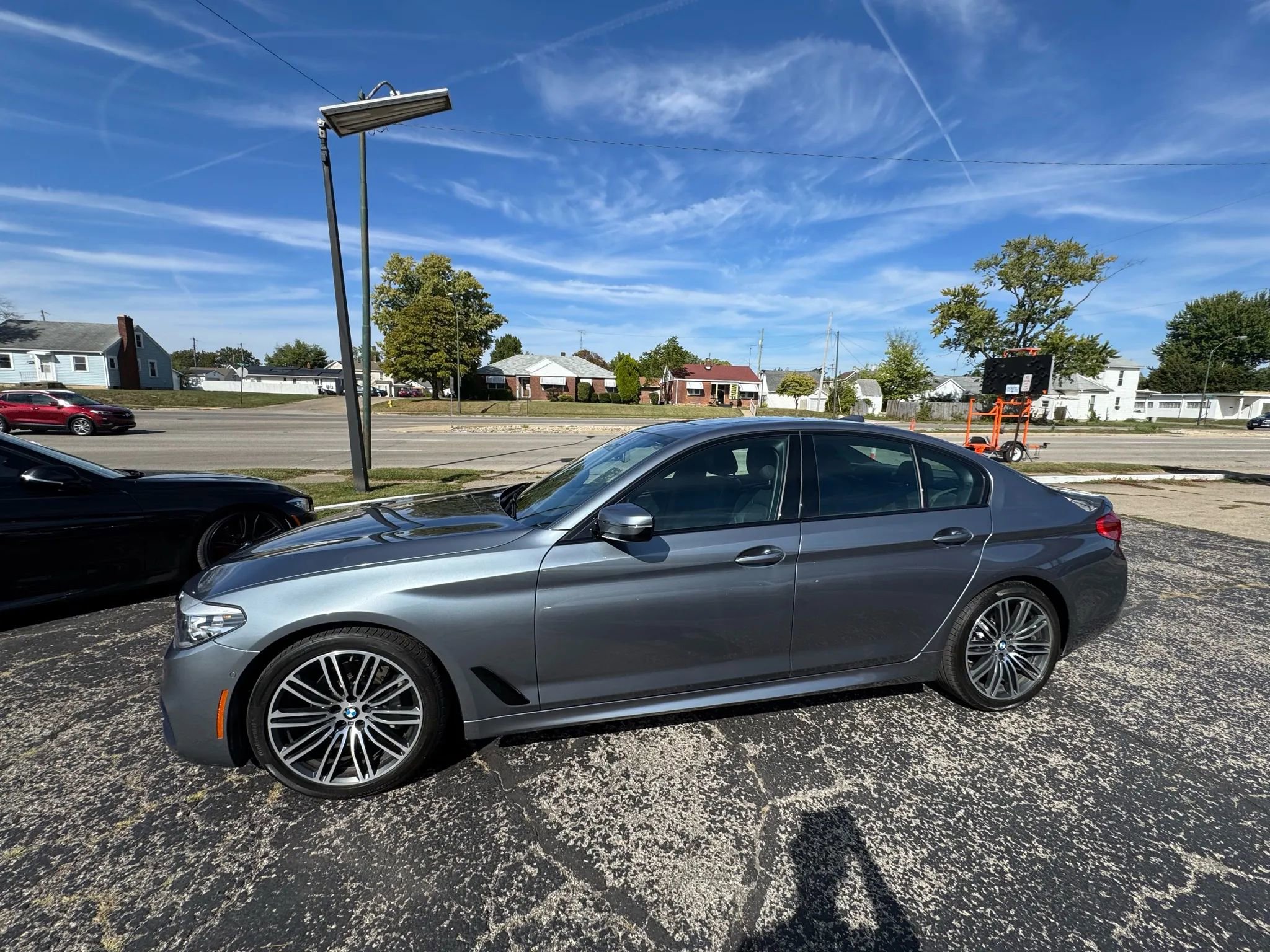 Used 2019 BMW 540i xDrive w/ M Sport Package image 3