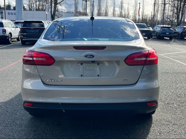 Used 2015 Ford Focus SE image 10