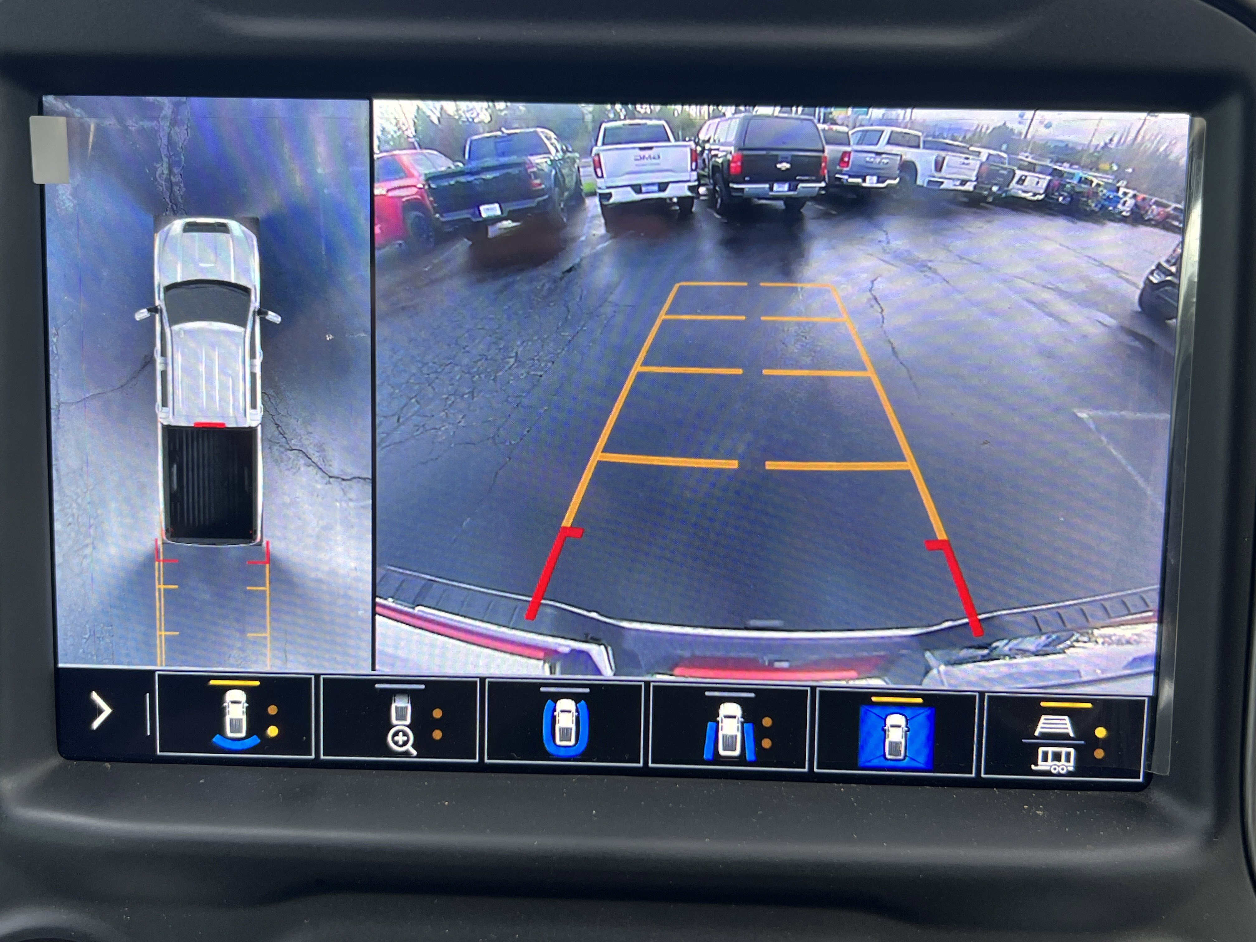 Used 2023 GMC Sierra 3500 Denali w/ Denali Ultimate Package image 14