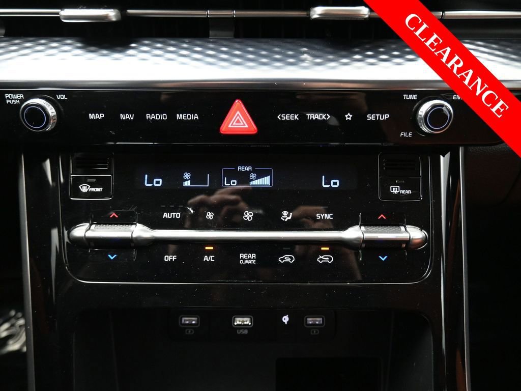 Used 2023 Kia Carnival SX Prestige image 31