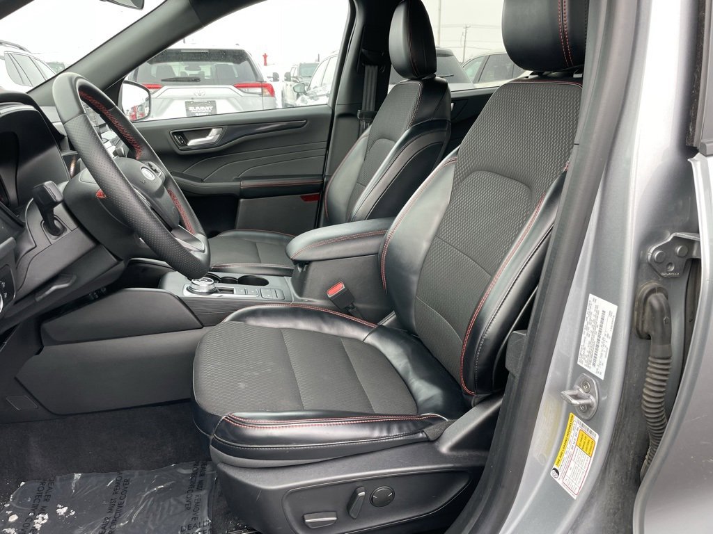 Used 2024 Ford Escape ST-Line image 7