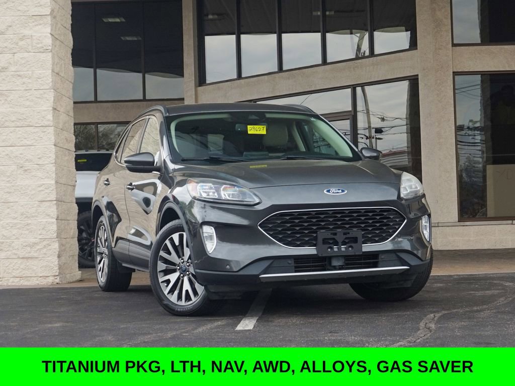 Used 2020 Ford Escape Titanium AWD/4WD video 1