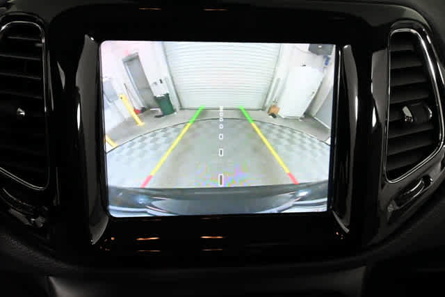 Used 2021 Jeep Compass Limited AWD/4WD image 5