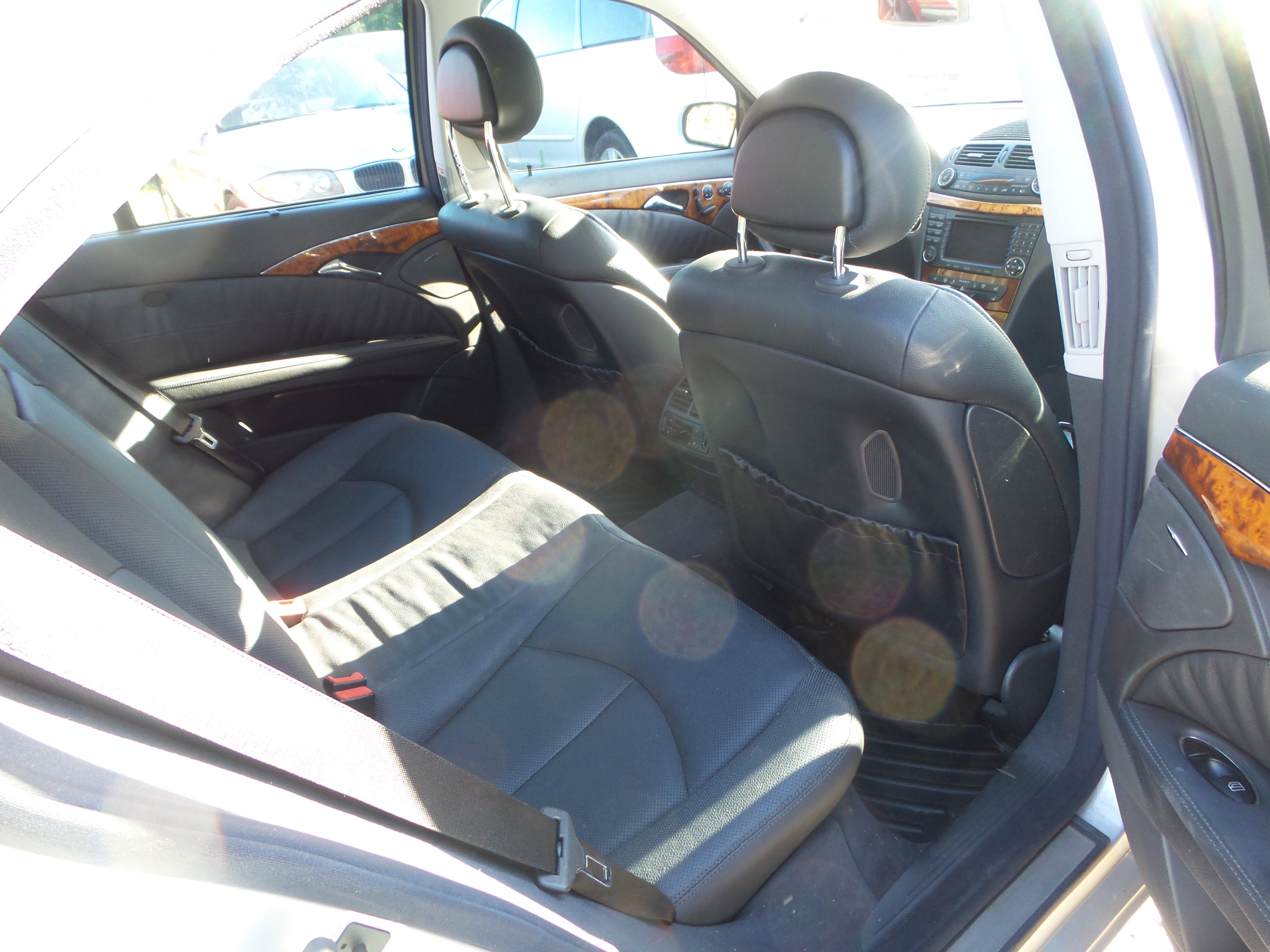 Used 2004 Mercedes-Benz E 500 4MATIC Sedan image 4