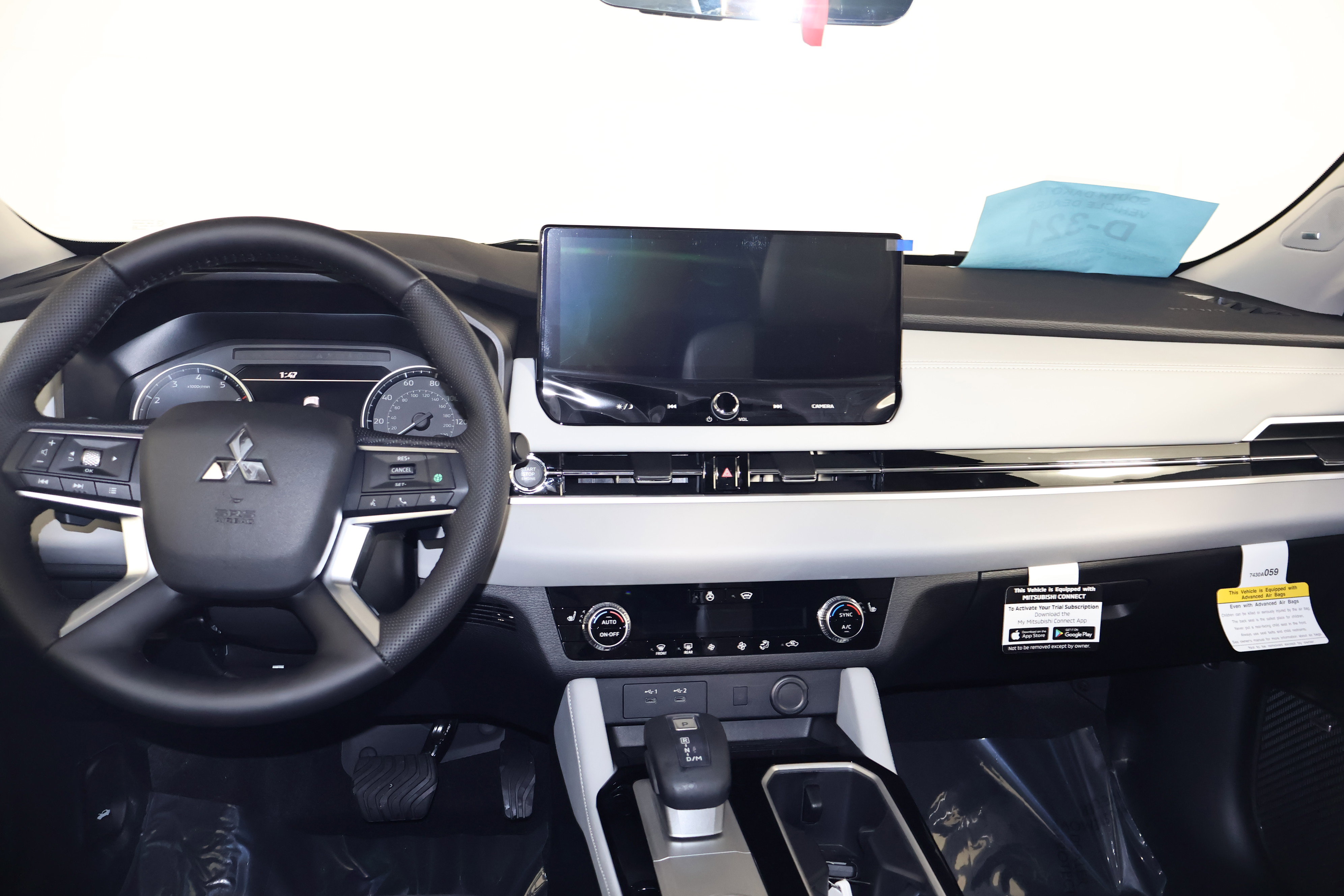 New 2026 Mitsubishi Outlander SE image 11