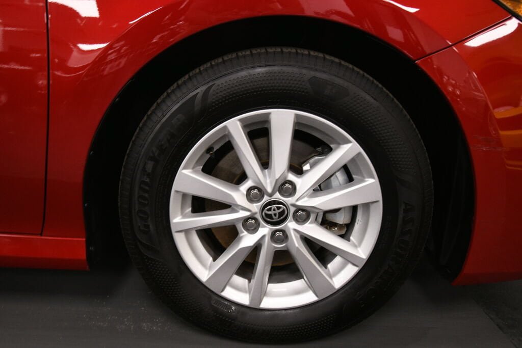 Used 2026 Toyota Camry LE FWD image 29