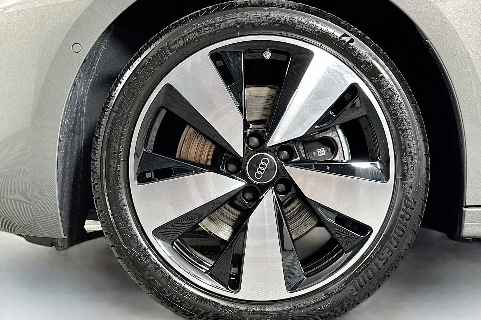 Used 2025 Audi A5 2.0T Premium w/ Convenience Package image 11