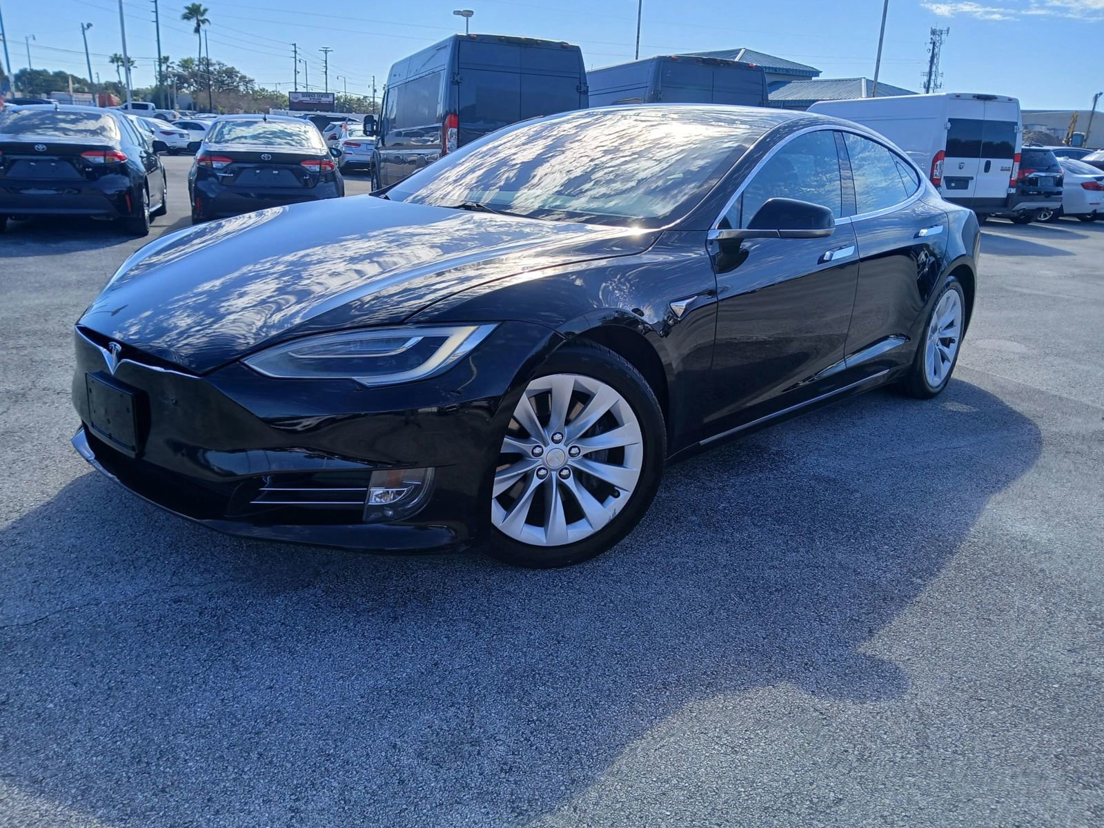 Used 2018 Tesla Model S 75D image 2