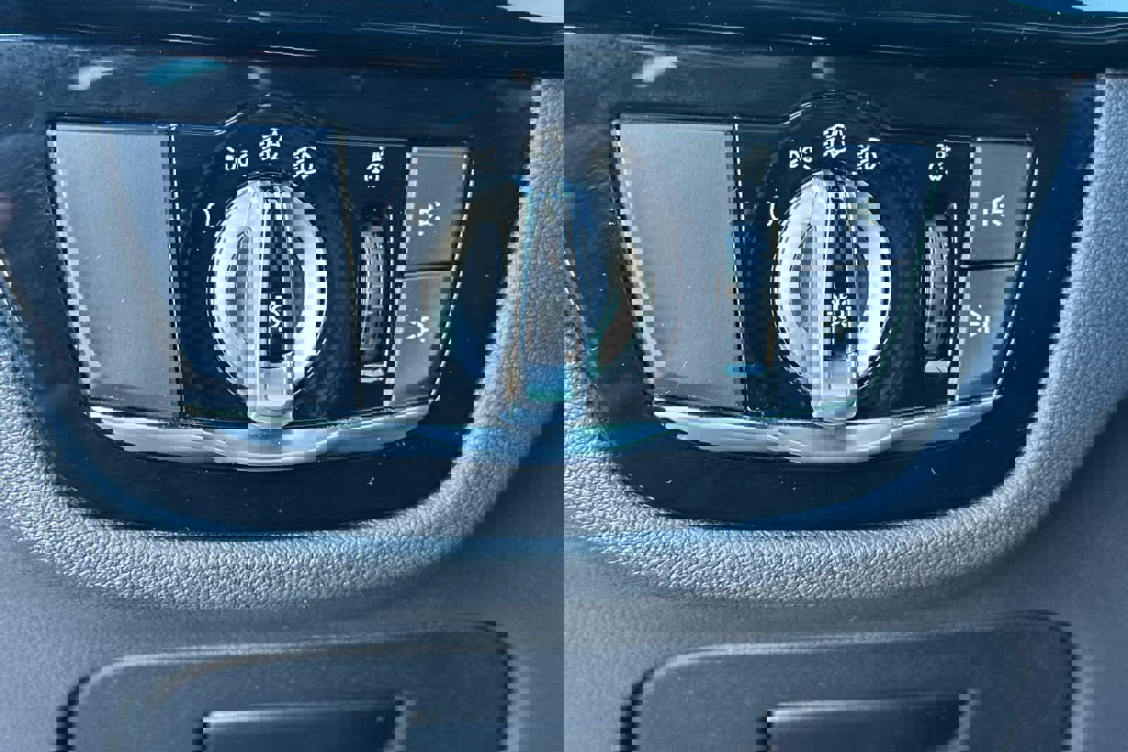 Certified 2023 BMW 530i 530i w/ Convenience Package image 32