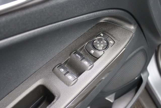 Used 2018 Ford EcoSport SE FWD image 11