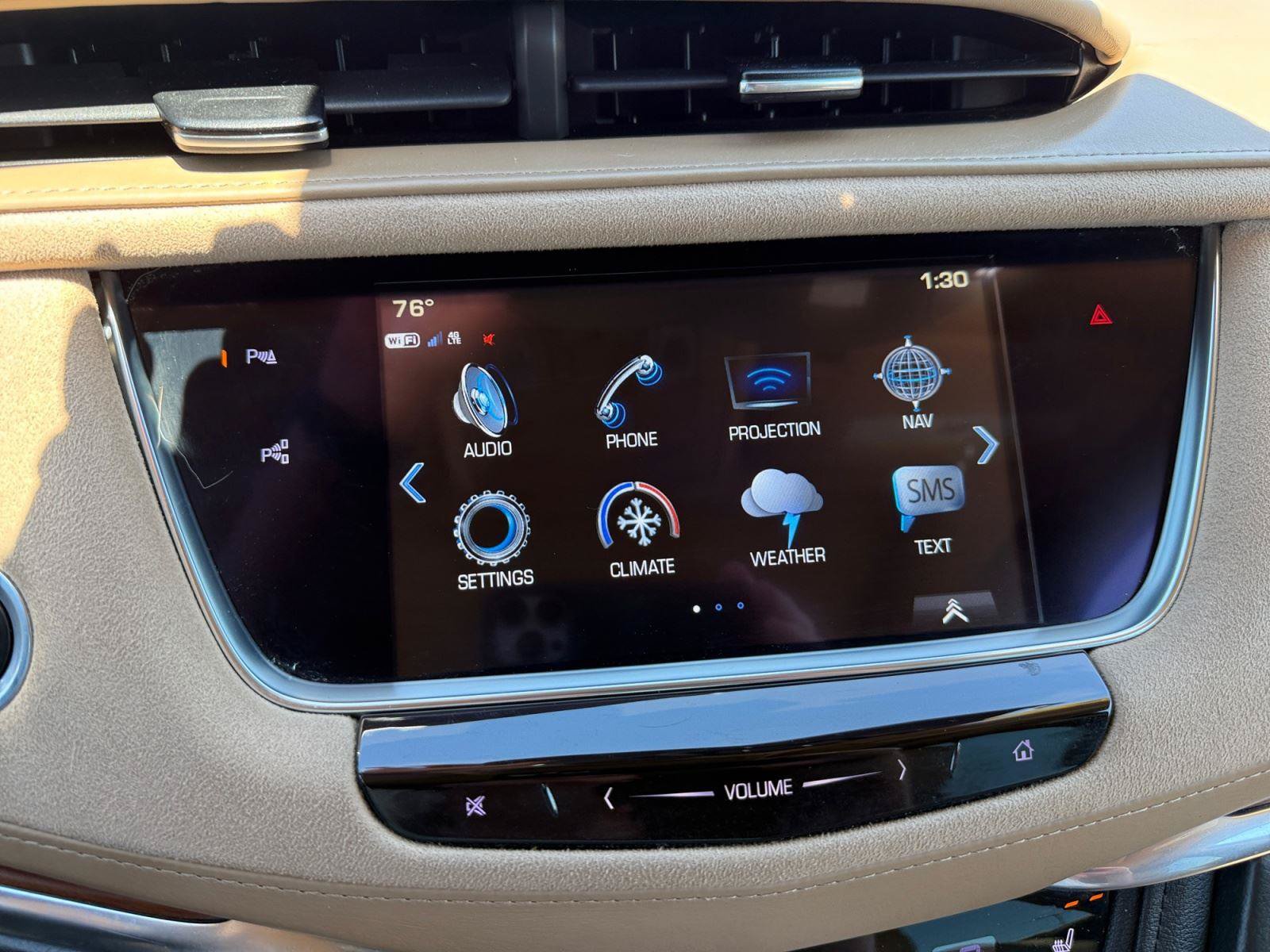 Used 2018 Cadillac XT5 Platinum w/ Driver Assist Package AWD/4WD image 29