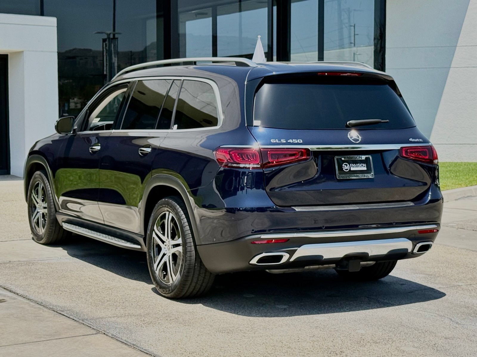 Used 2022 Mercedes-Benz GLS 450 4MATIC image 10