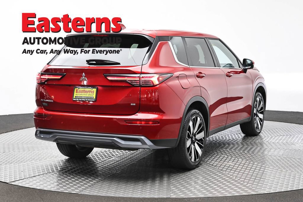 Used 2025 Mitsubishi Outlander SE FWD image 5