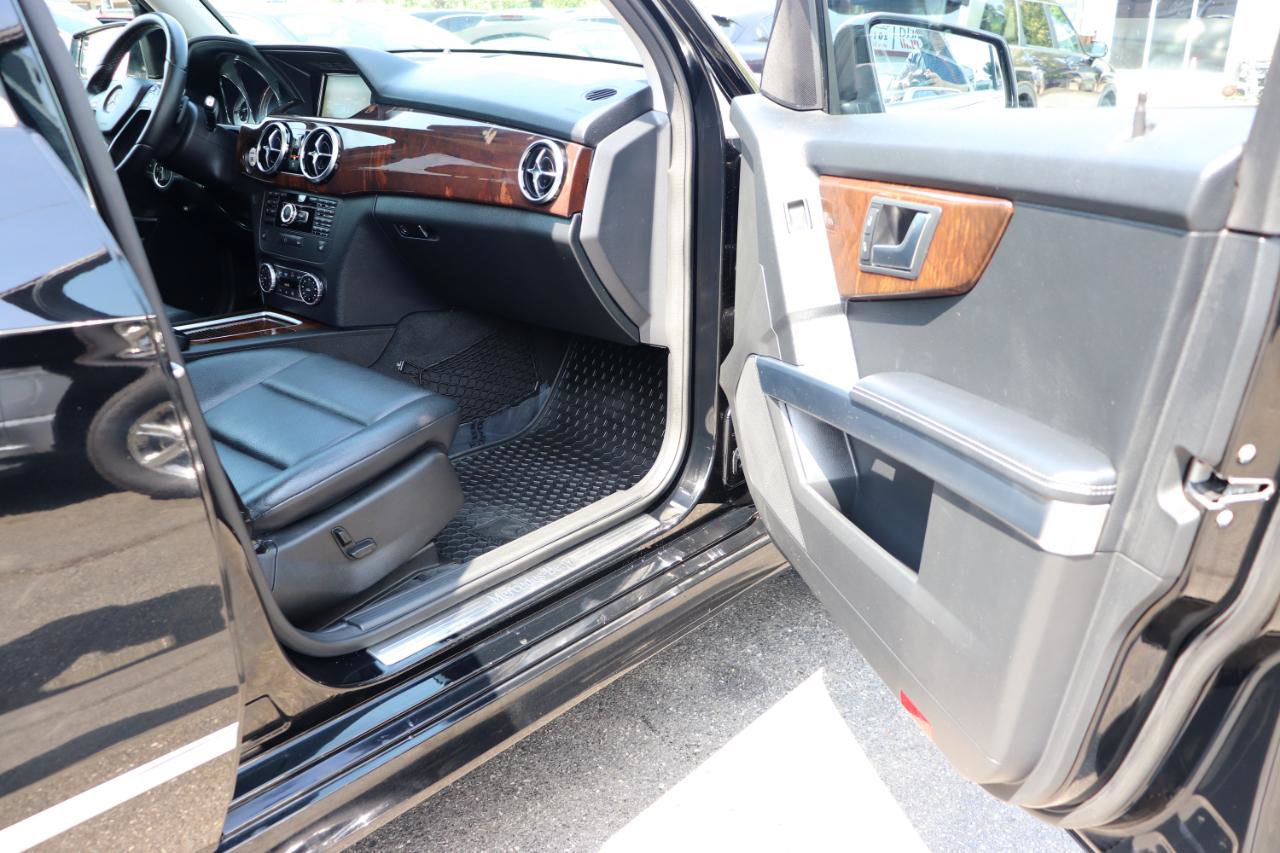 Used 2015 Mercedes-Benz GLK 350 4MATIC image 15