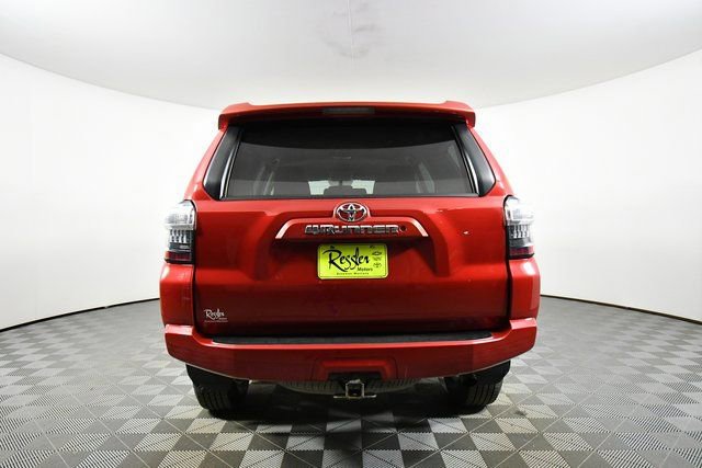 Used 2015 Toyota 4Runner SR5 image 12