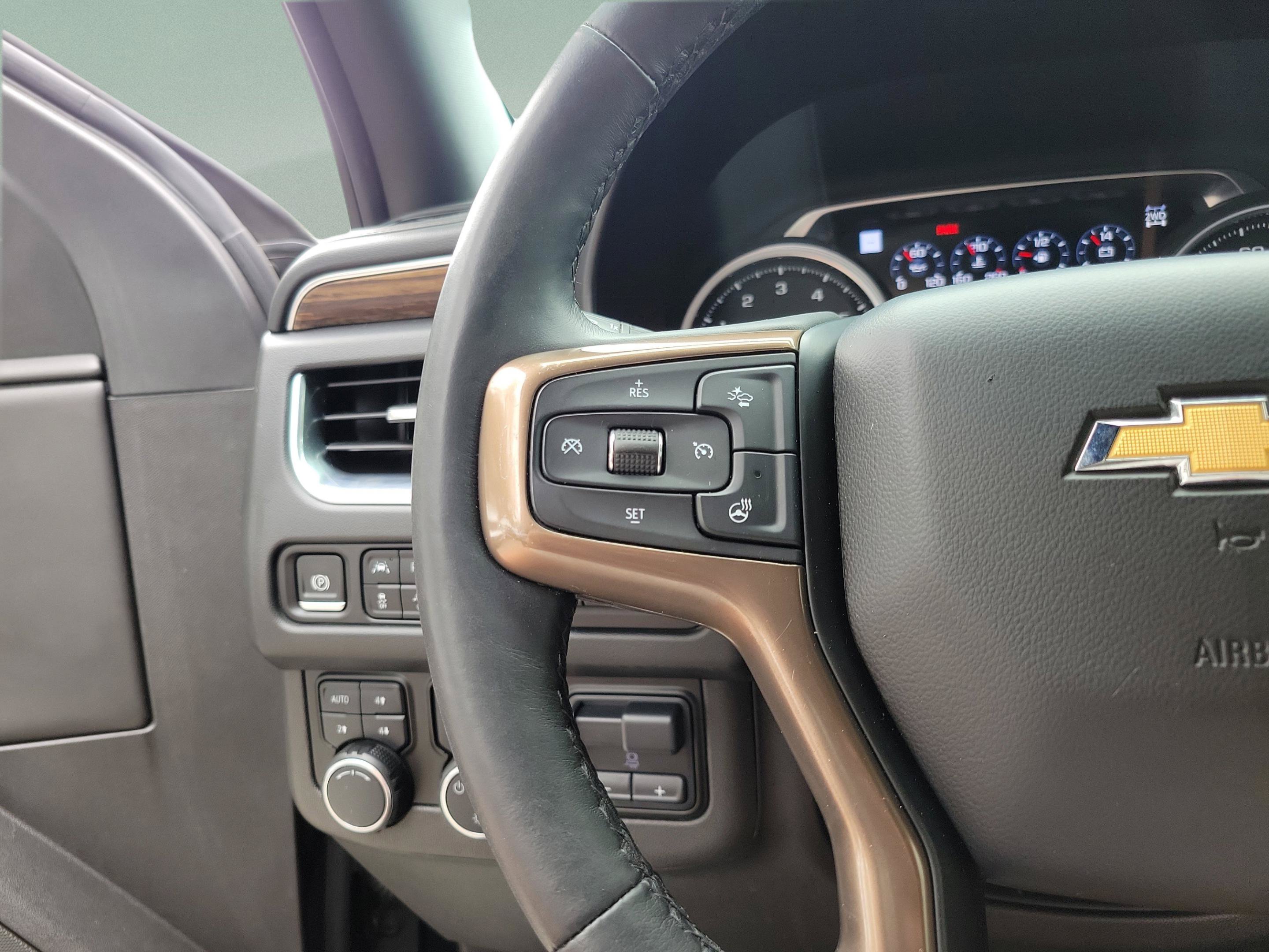 Used 2021 Chevrolet Tahoe High Country w/ Premium Package AWD/4WD image 19