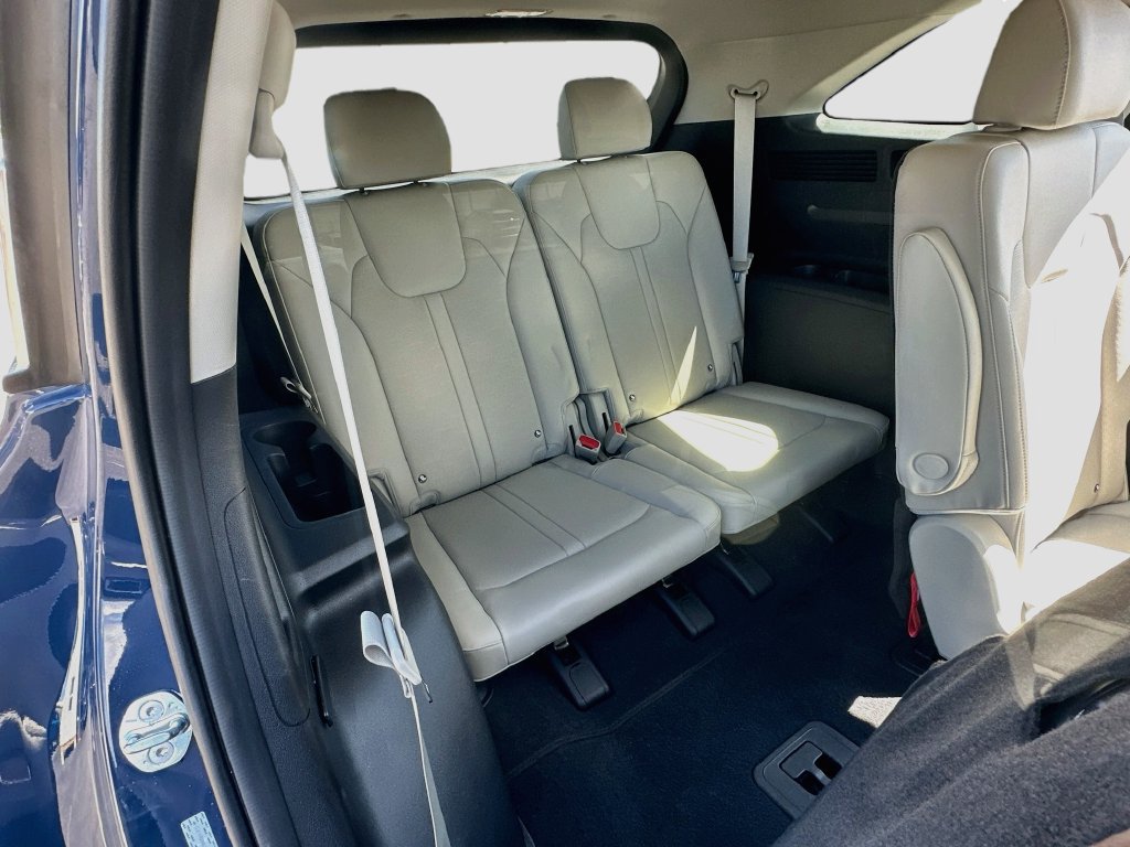Certified 2025 Kia Sorento EX w/ Panoramic Sunroof Package FWD image 27