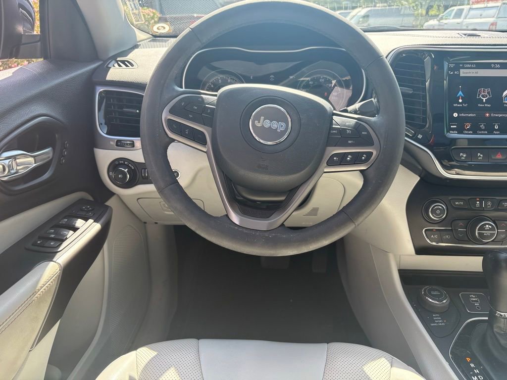 Used 2022 Jeep Cherokee Limited w/ Elite Package AWD/4WD image 6