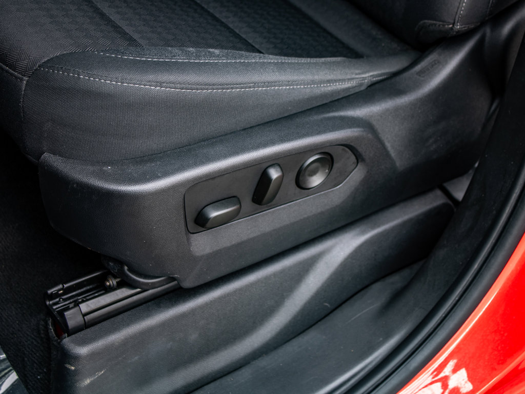 Used 2023 GMC Sierra 1500 Elevation image 18