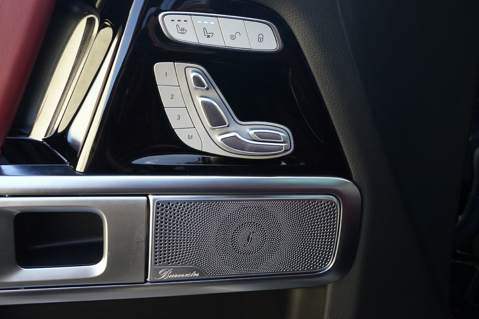 Used 2027 Mercedes-Benz G 63 AMG 4MATIC image 30