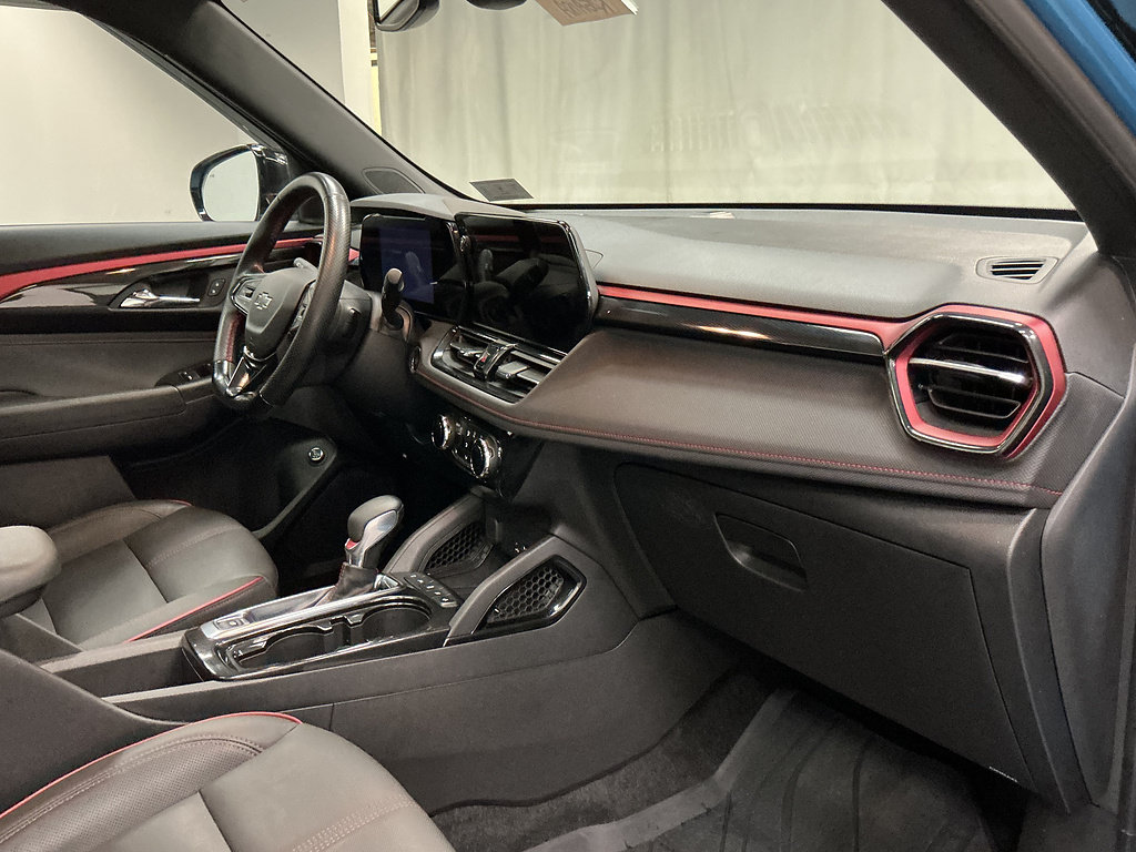 Used 2025 Chevrolet TrailBlazer RS w/ Convenience Package FWD image 34