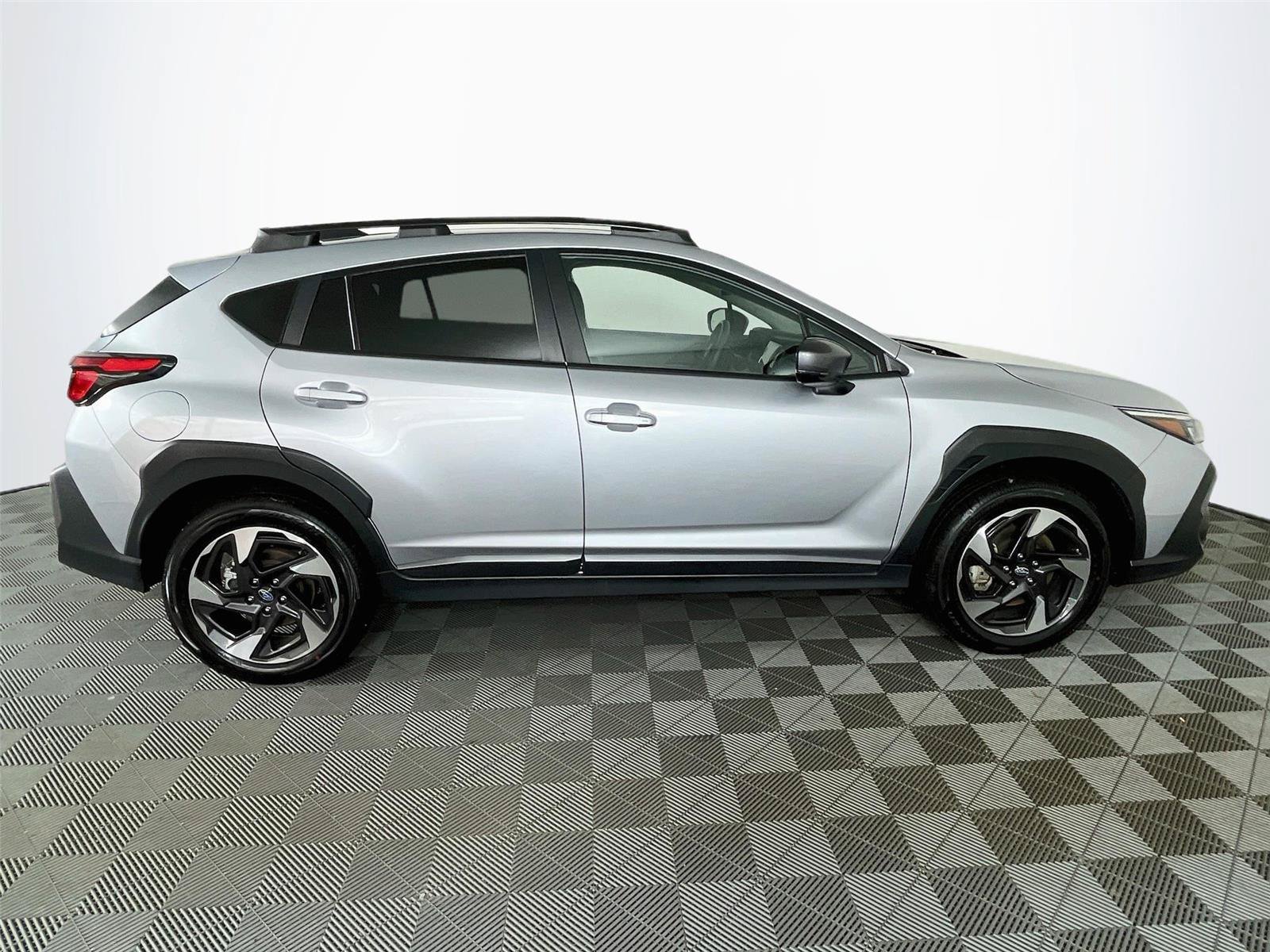Certified 2025 Subaru Crosstrek 2.5i Limited w/ Crosstrek Mirror Package AWD/4WD image 11