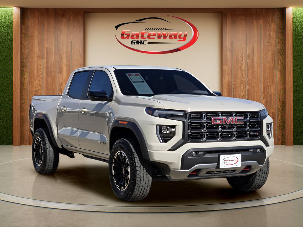 Used 2026 GMC Canyon AT4 w/ Technology Plus Package AWD/4WD image 3