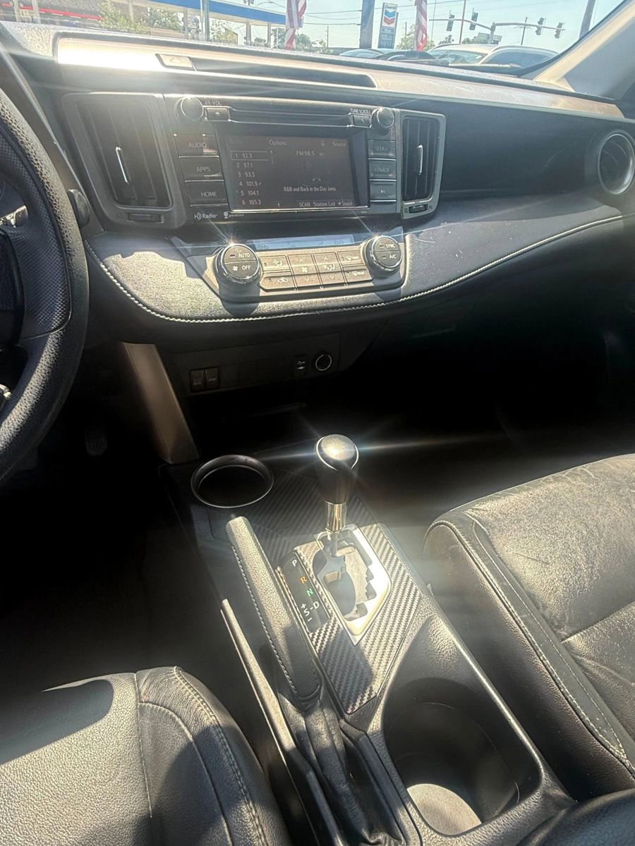 Used 2015 Toyota RAV4 XLE FWD image 15