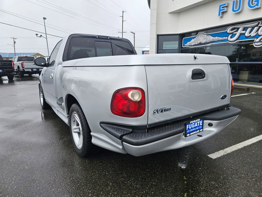 Used 2004 Ford F150 Lightning RWD image 8