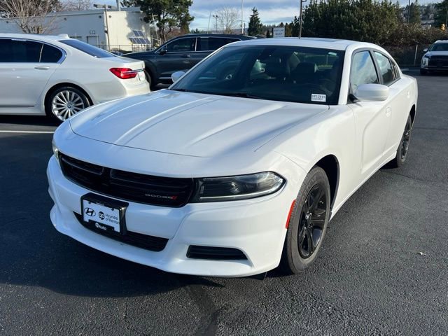 Used 2022 Dodge Charger SXT w/ Leather Interior Group image 3