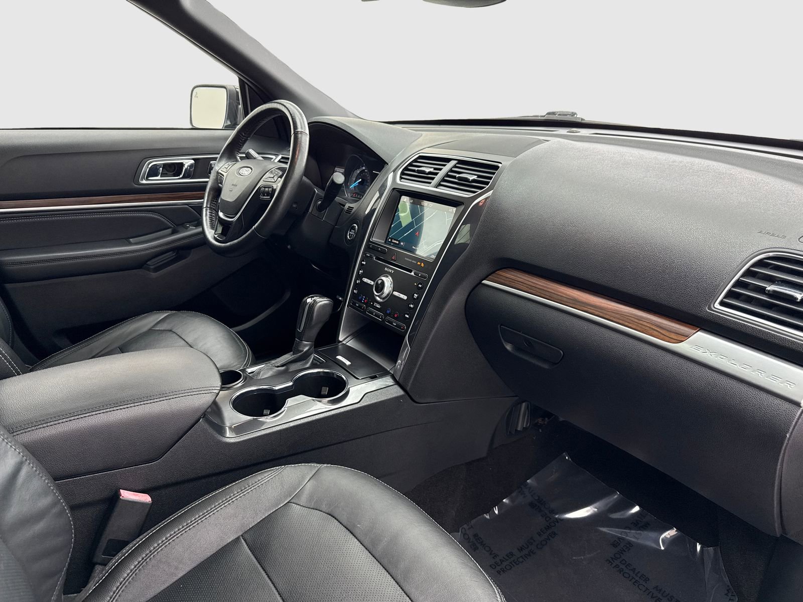 Used 2018 Ford Explorer Limited w/ Ford Safe & Smart Package FWD image 46