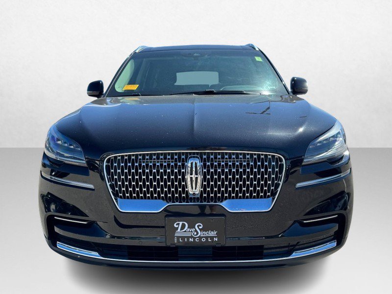 Used 2024 Lincoln Aviator Reserve AWD/4WD image 2