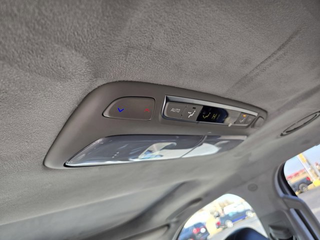 Used 2024 Kia Telluride SX Prestige w/ Towing Package image 33