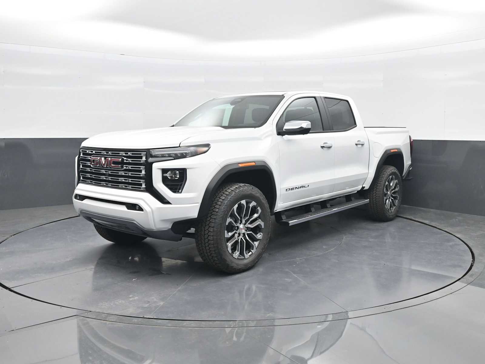New 2026 GMC Canyon Denali AWD/4WD image 4
