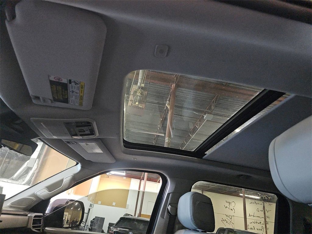 Used 2024 Toyota Tundra Limited image 21