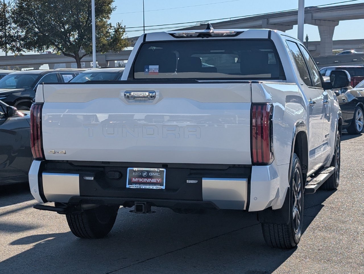 Used 2026 Toyota Tundra Limited AWD/4WD image 4