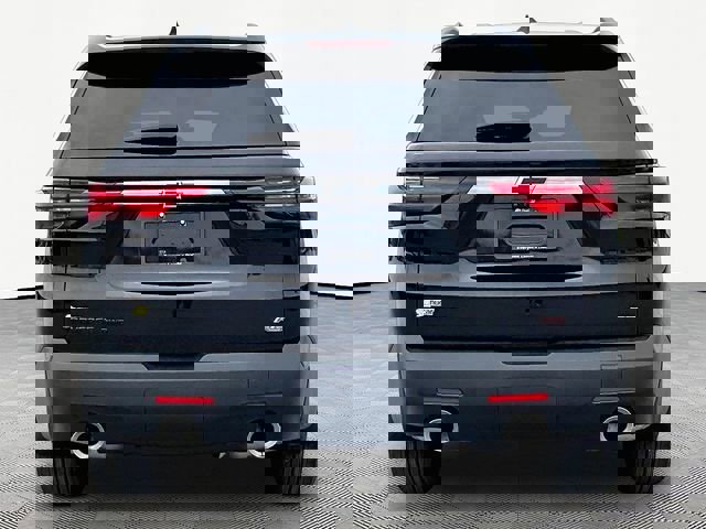 Used 2023 Chevrolet Traverse RS w/ LPO, Floor Liner Package image 5