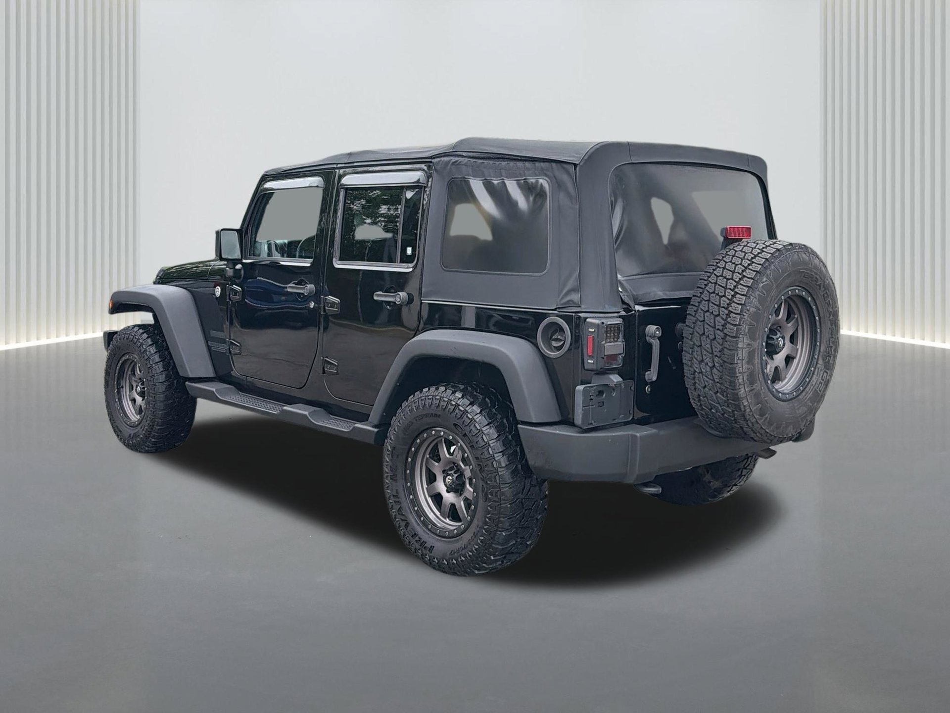 Used 2015 Jeep Wrangler Unlimited Sport w/ Quick Order Package 24S AWD/4WD image 3