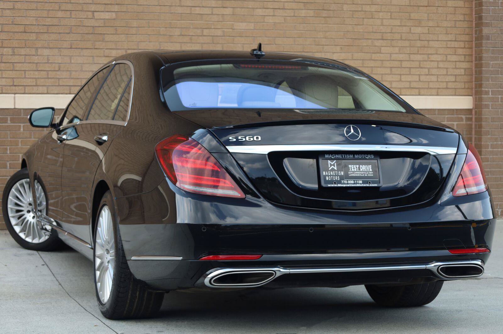 Used 2018 Mercedes-Benz S 560 Sedan image 10