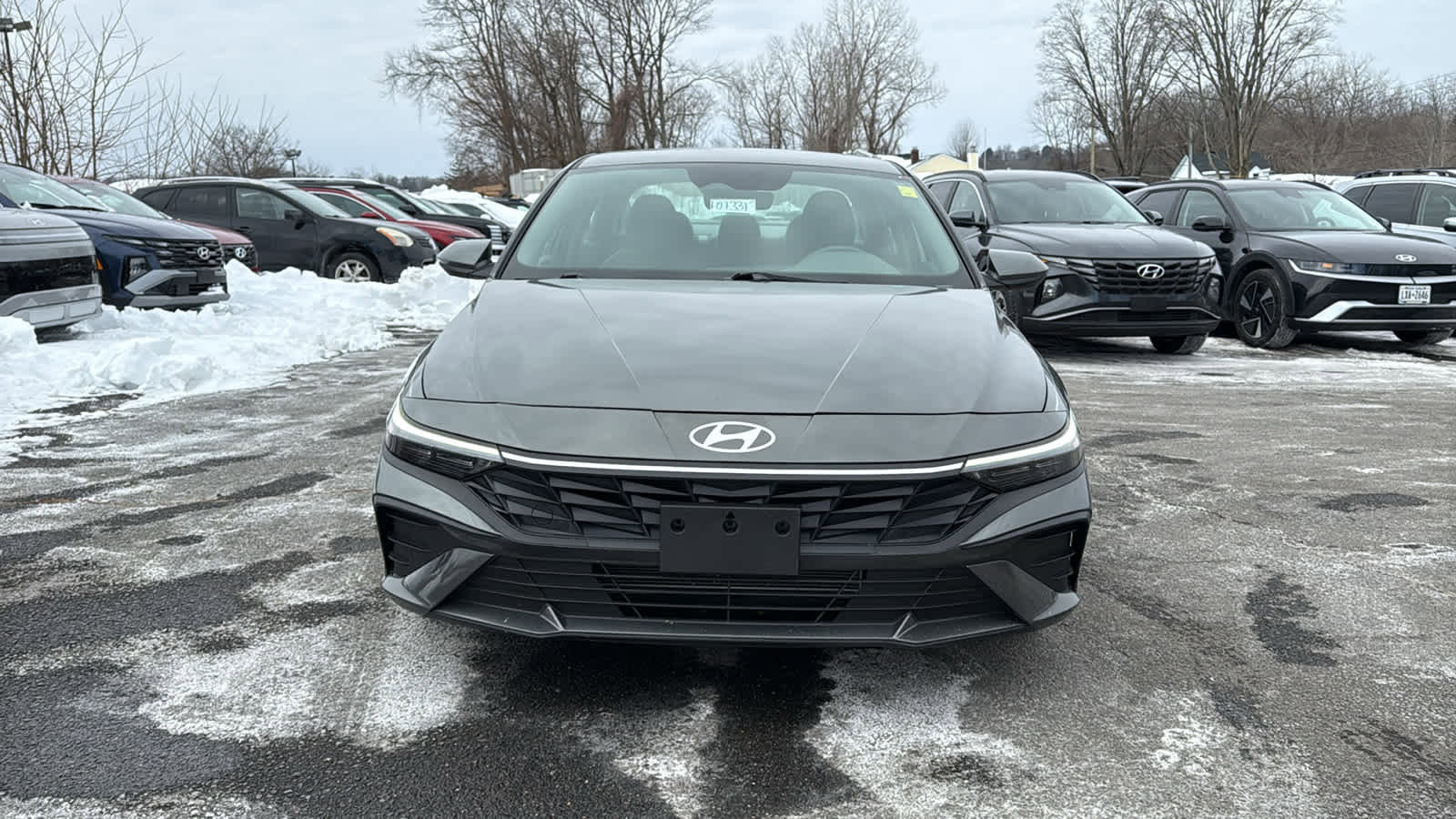 Used 2025 Hyundai Elantra SE image 8