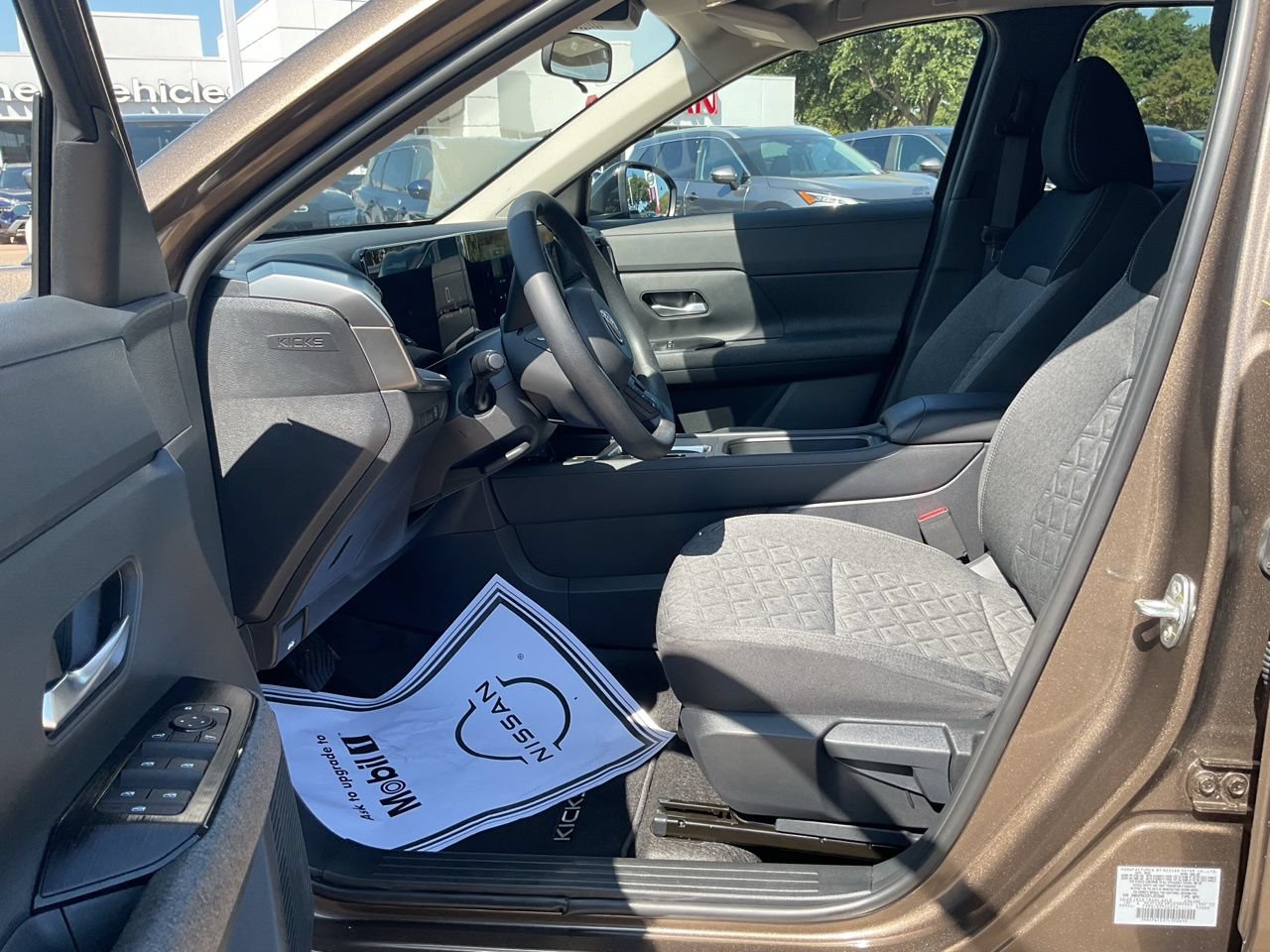 Certified 2026 Nissan Kicks SV FWD image 8