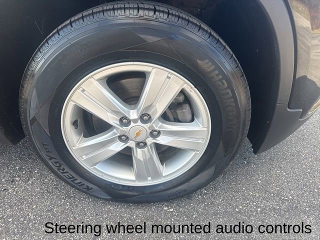 Used 2020 Chevrolet Trax LT w/ LT Convenience Package AWD/4WD image 23