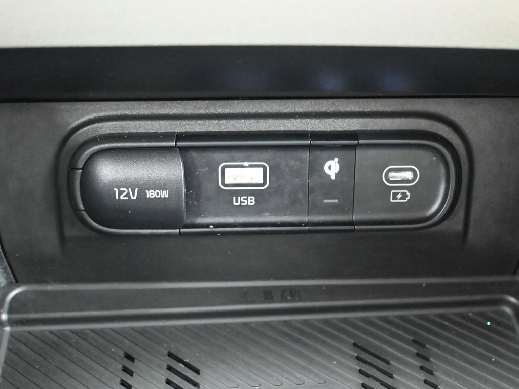 Used 2023 Kia Sportage EX image 24