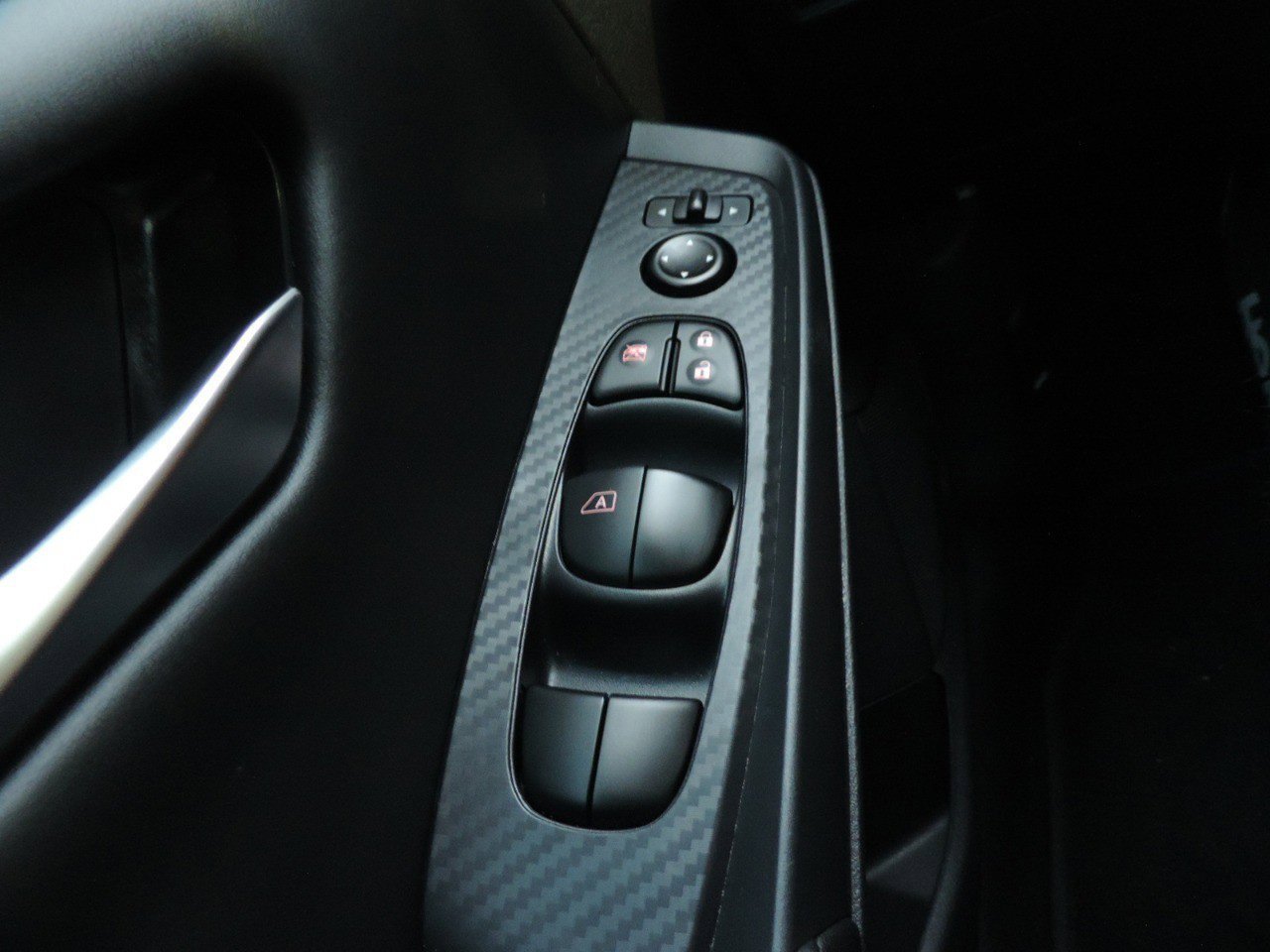 Certified 2024 Nissan Sentra SV FWD image 23