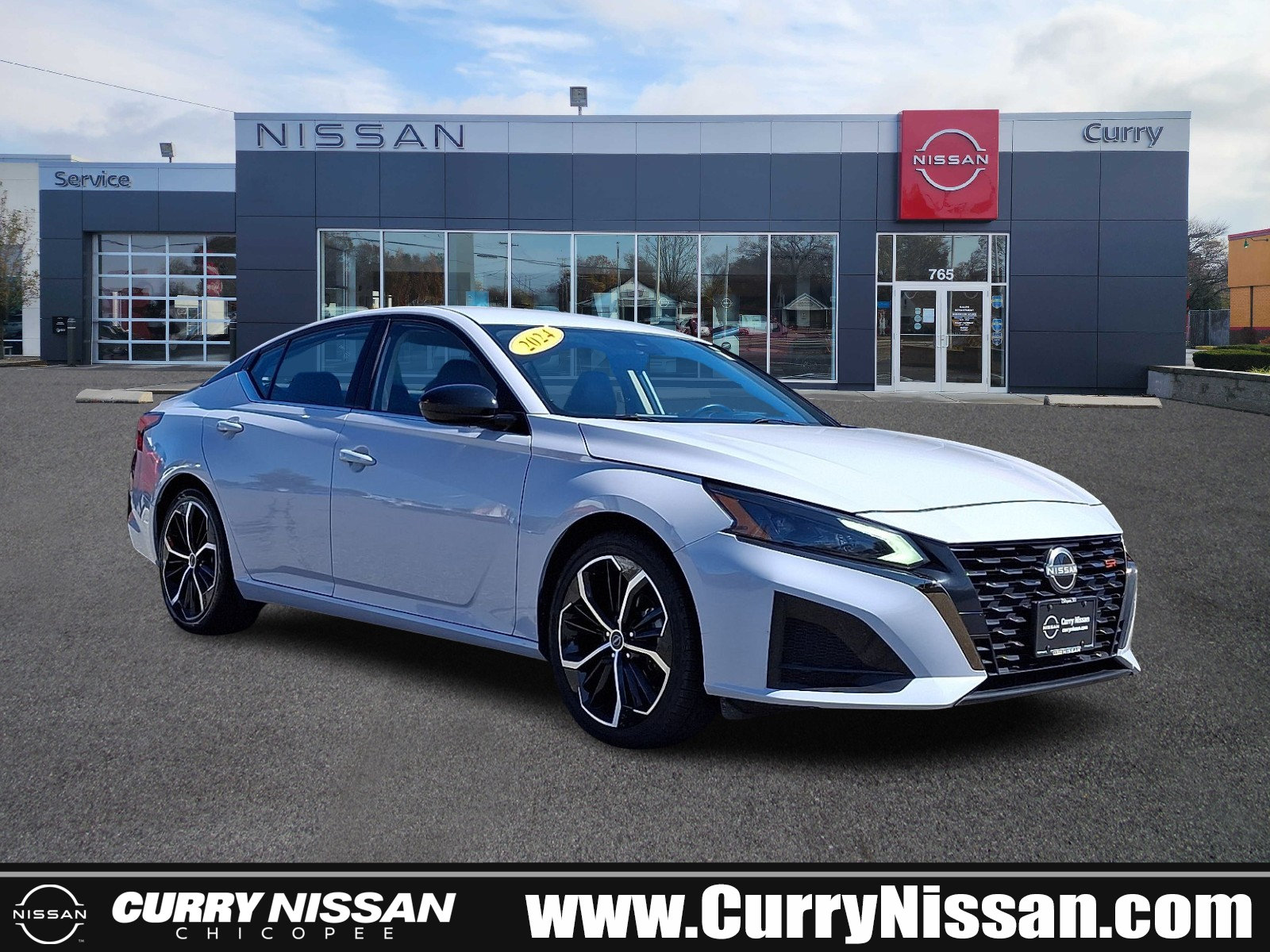 Used 2024 Nissan Altima 2.5 SR