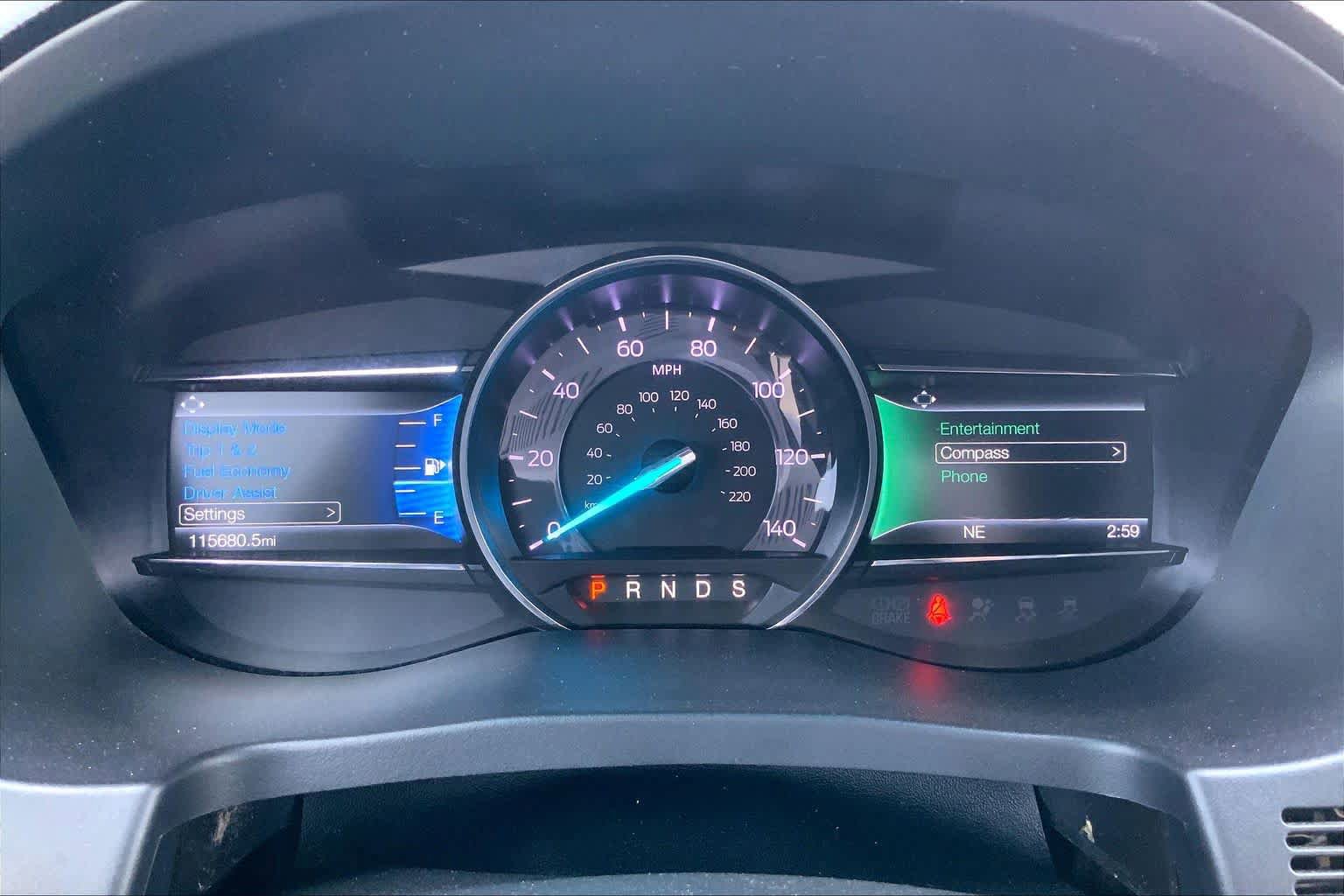 Used 2019 Ford Explorer XLT w/ Equipment Group 201A FWD image 26