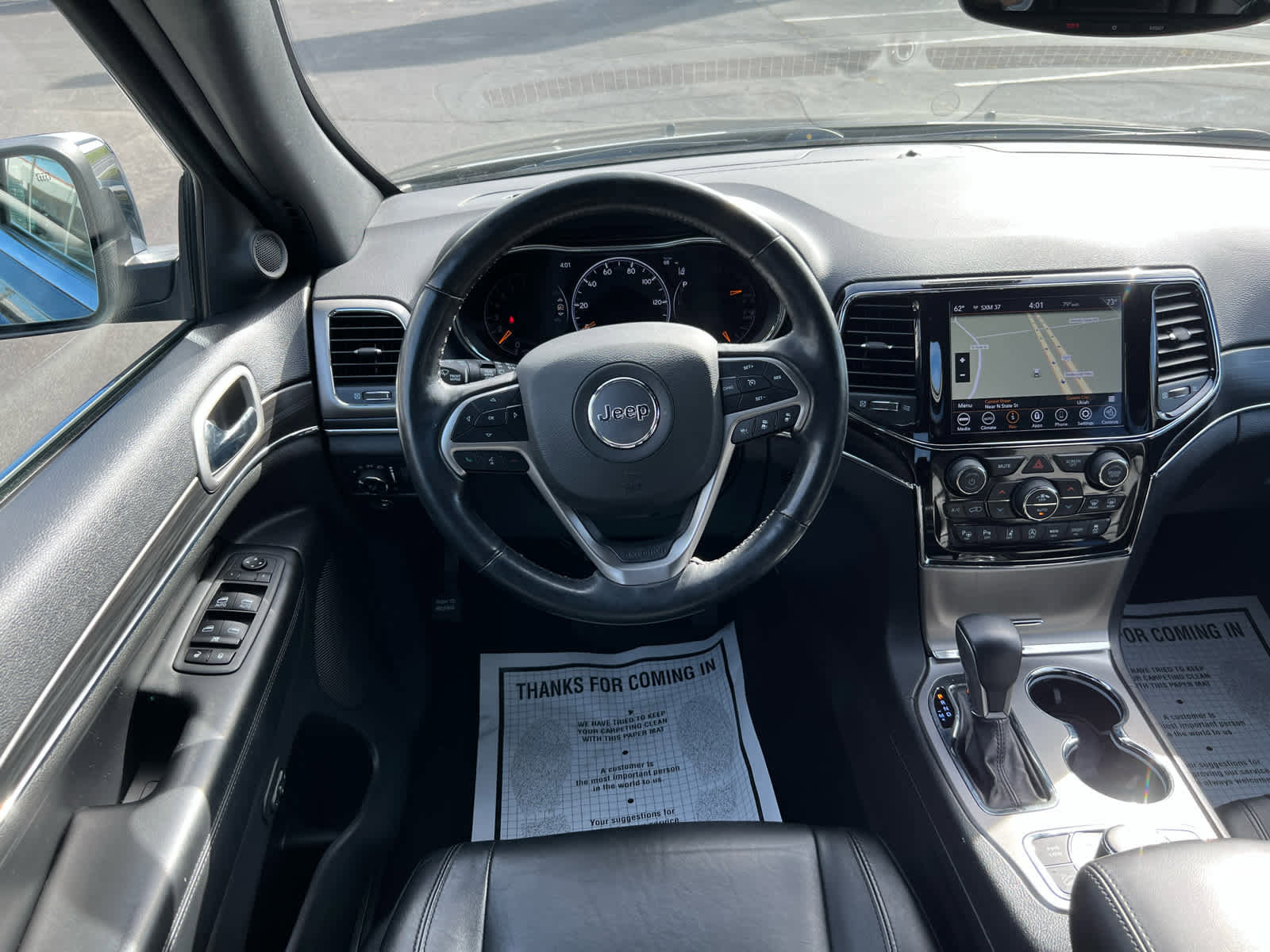 Used 2022 Jeep Grand Cherokee Limited image 2